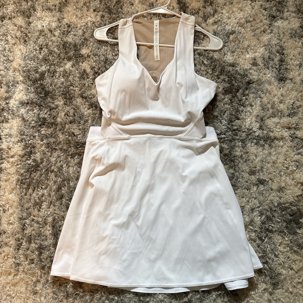 Lululemon Athletica White and Tan Sleeveless Top